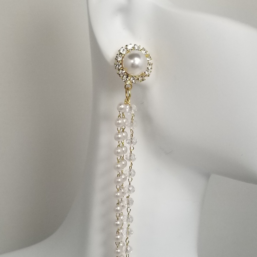 UnMatched Long Pearls Strings with Beads Earring - Picture 6 of 8